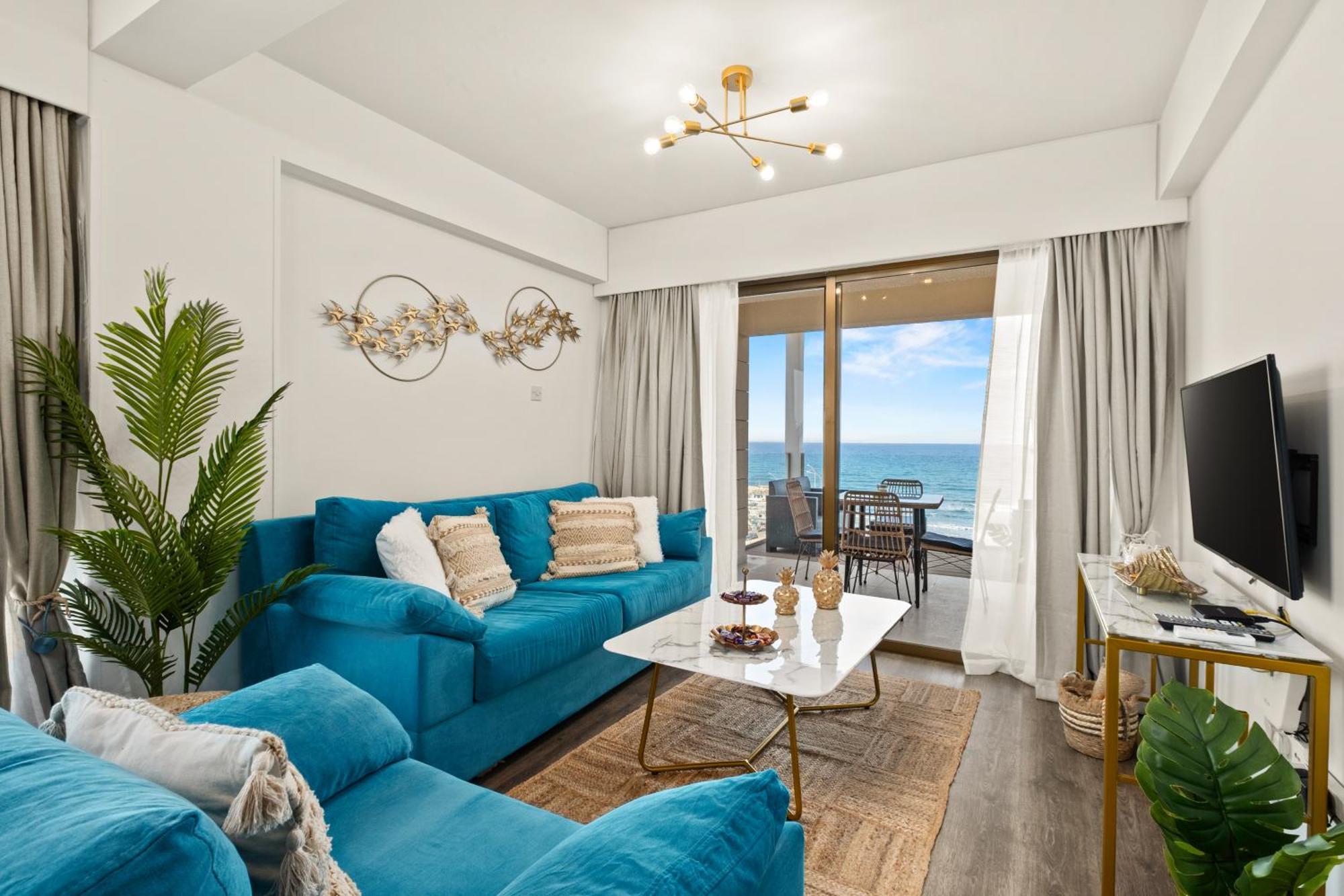 Lazuli Beachfront 254 Larnaka