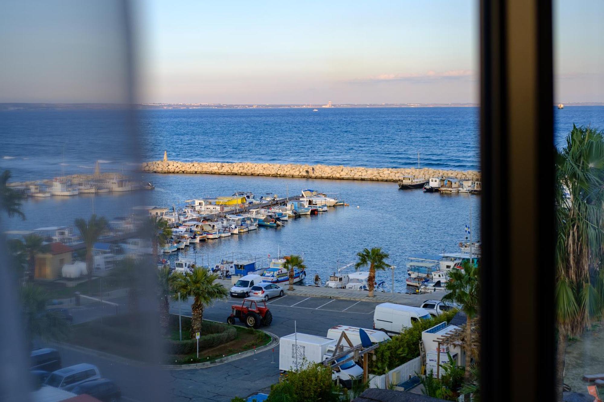 Lazuli Beachfront 254 Apartament Larnaca